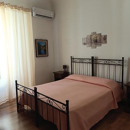 Arco Del Vescovo 1 호텔 아치레알레 외부 사진