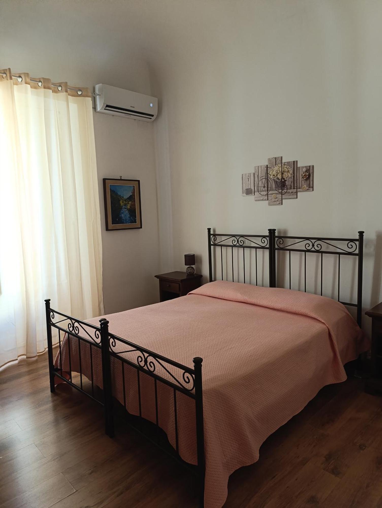 Arco Del Vescovo 1 호텔 아치레알레 외부 사진